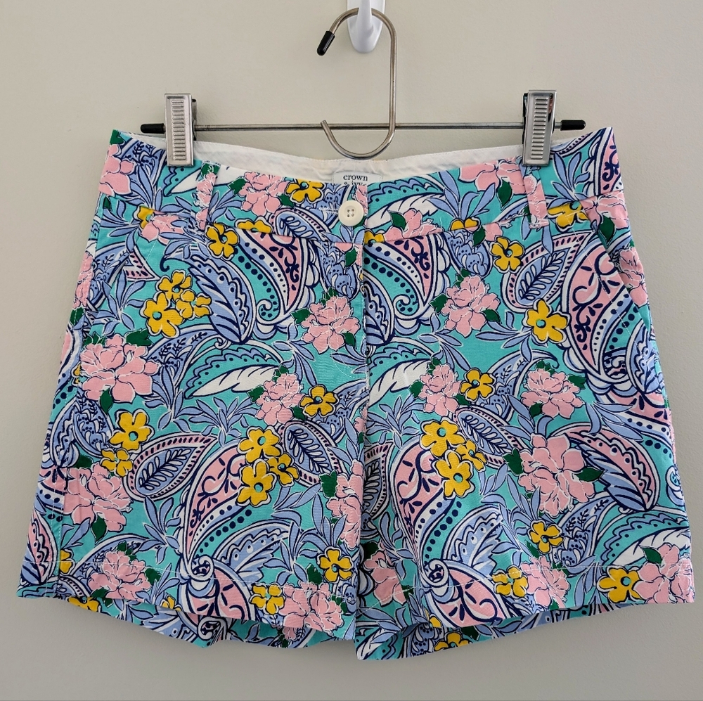 NEW CROWN & IVY Caroline 5" Chino Shorts WOMENS Size 4 Floral Paisley Aqua Pink